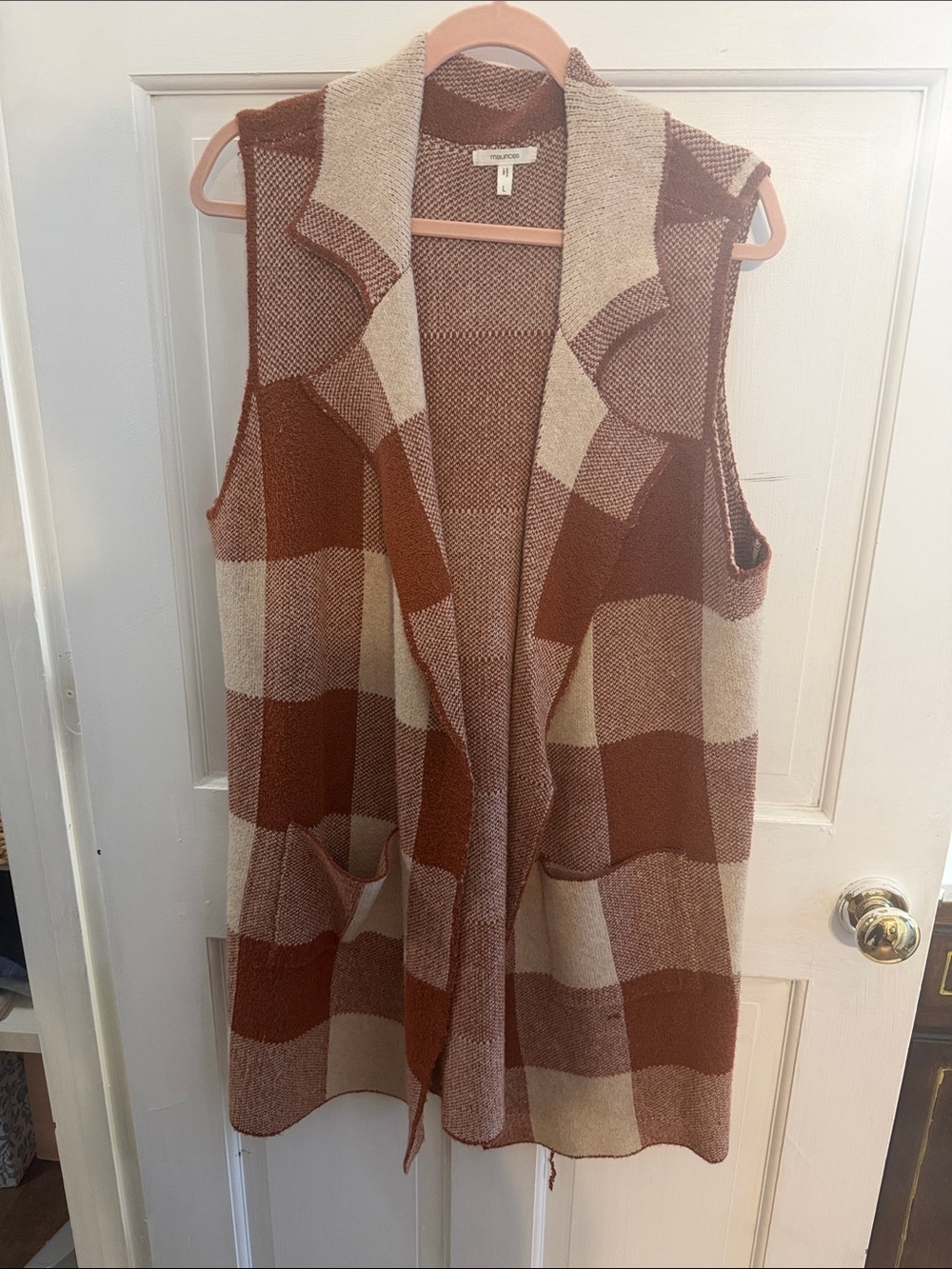 Maurices Cream & Brown Sleeveless Open-Front Knit Vest